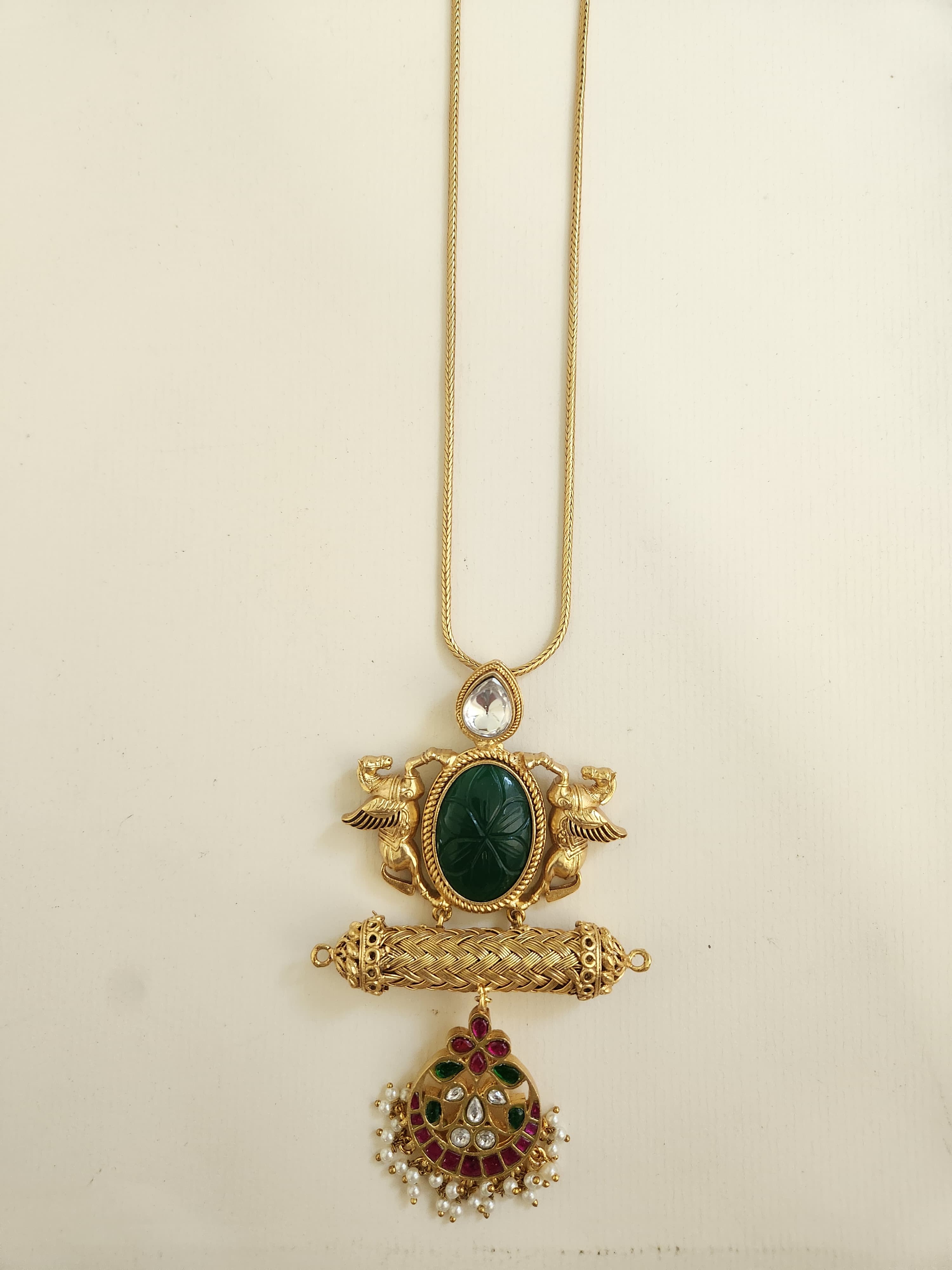 Shura Pendant Chain