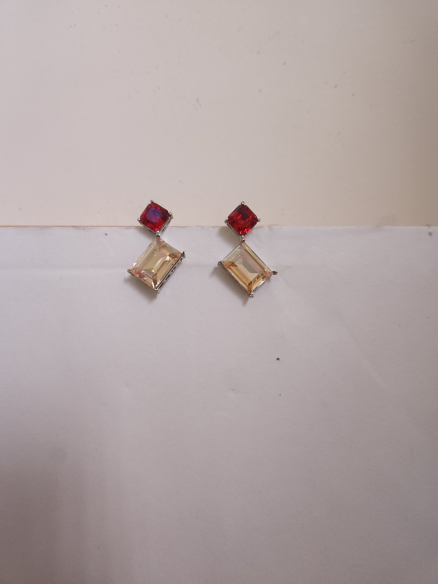Pendant set with earrings