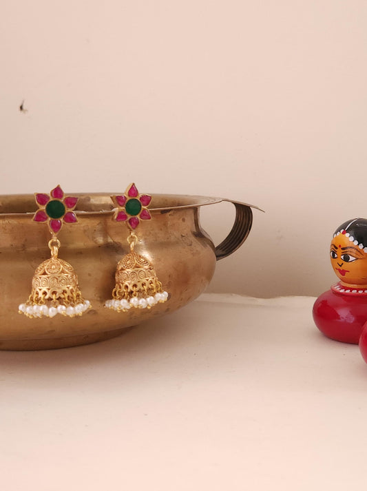 Gitisha Jhumka
