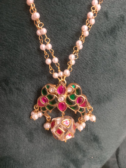 Mayira Pendant chain