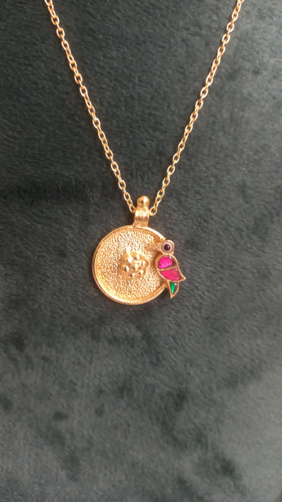 Vira Pendant chain