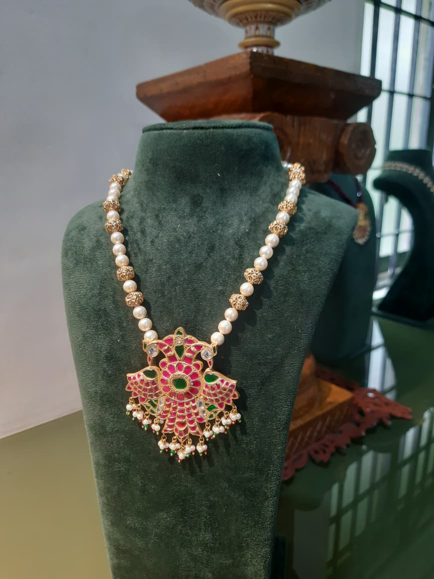 Mayura Pendant Necklace