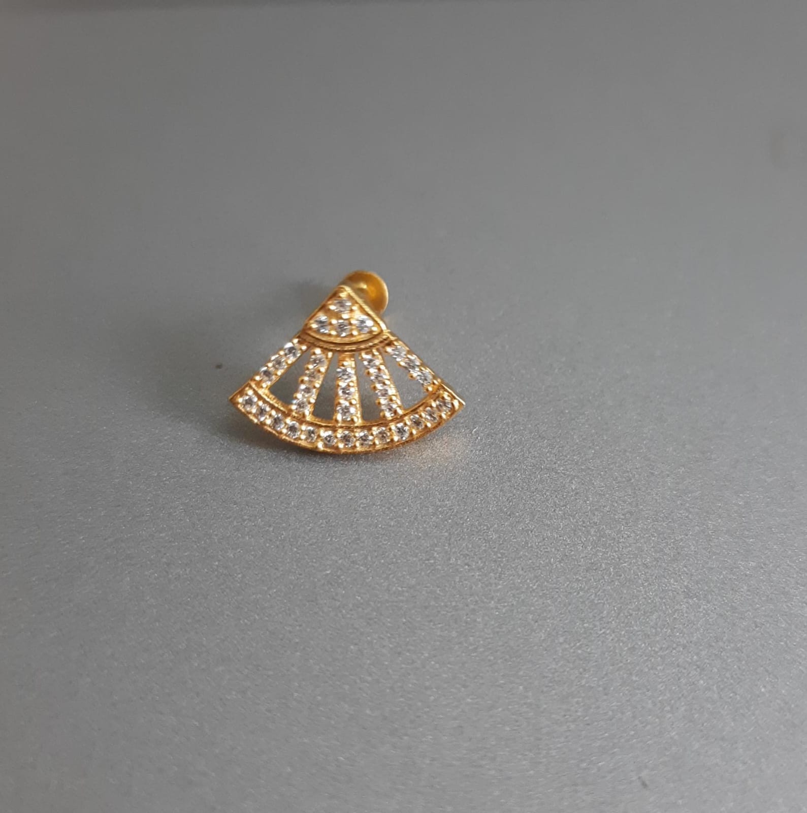 Trikon 925 Sterling Silver Nose Pin for Women