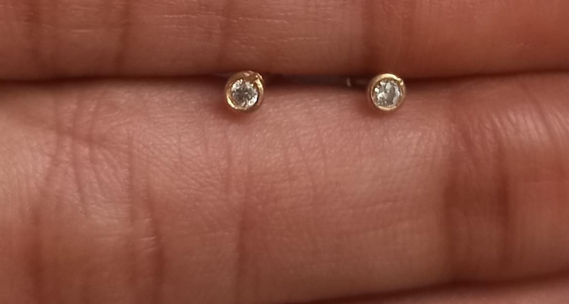 DewDot 925 Silver Studs