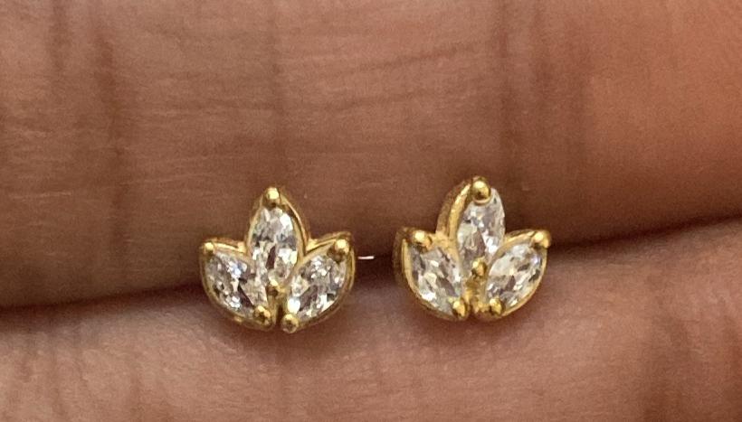 Zuri 925 Silver Studs