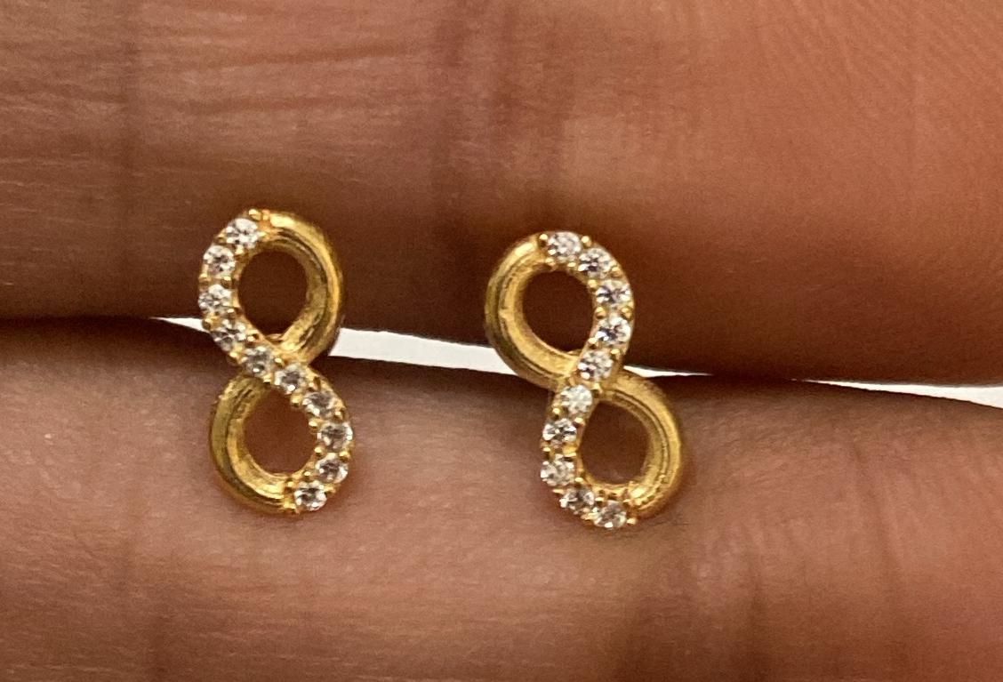 Infinity 925 Silver Studs