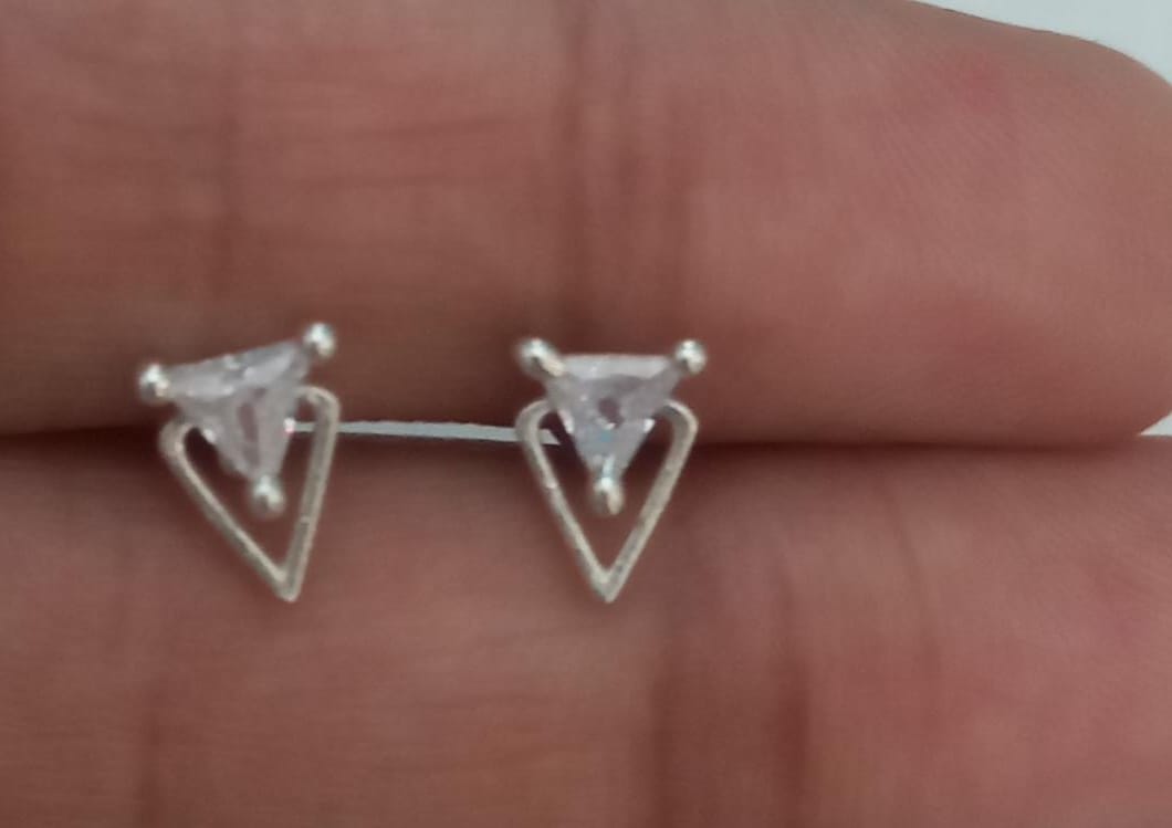 V-Stud 925 Silver Studs