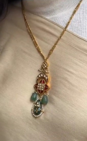 Koshi Pendant Chain