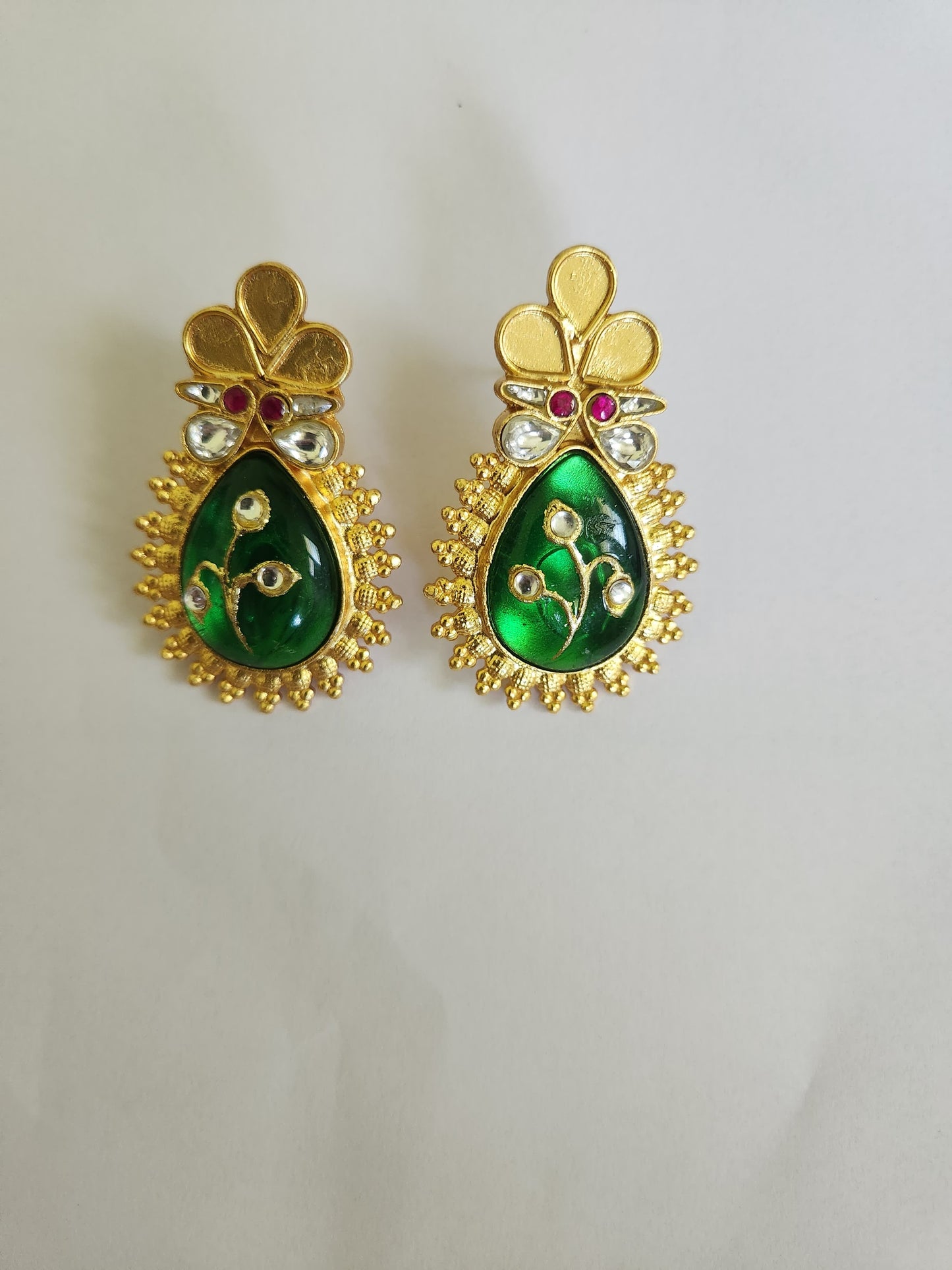 Hunar Earrings