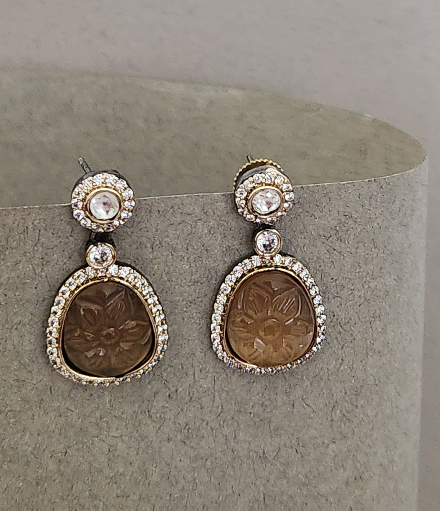 Nyara Earrings