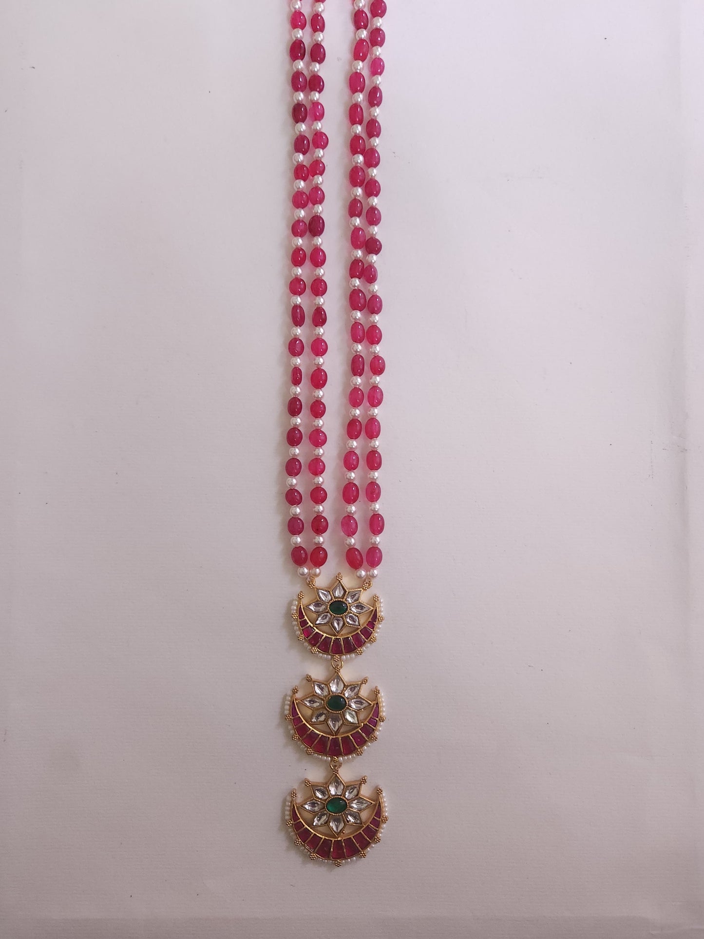 Aashirya Neckpiece