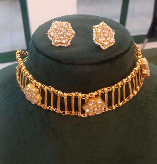 Varnika Choker Set