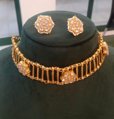Varnika Choker Set