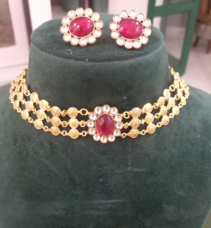 Rida Choker Set wih Earrings