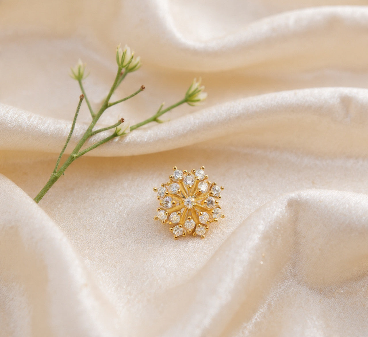 Ayushi 925 Sterling Silver Nose Pin for Women