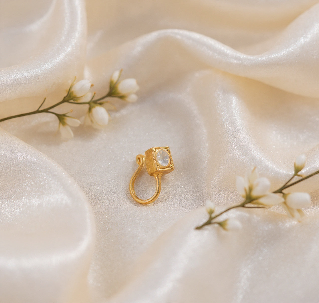 Kundan Square Silver Nosepins