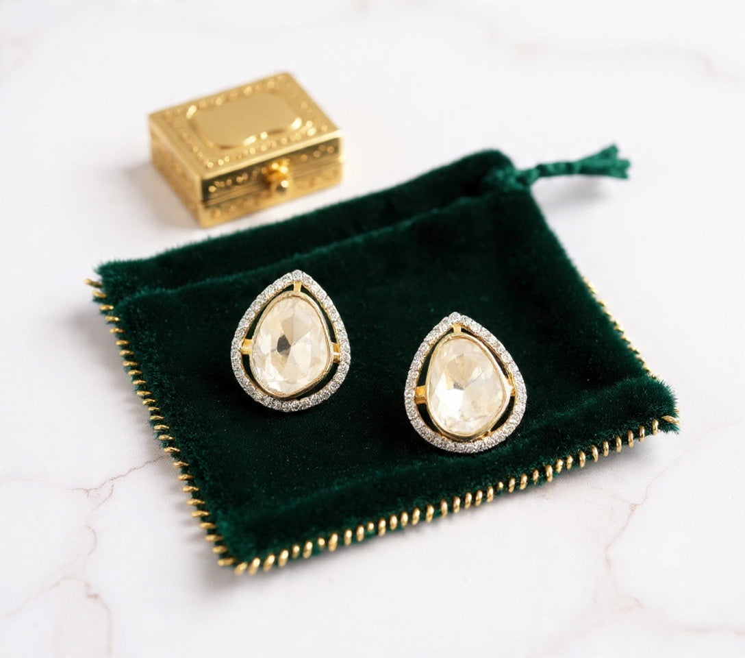 Saavi Silver Studs