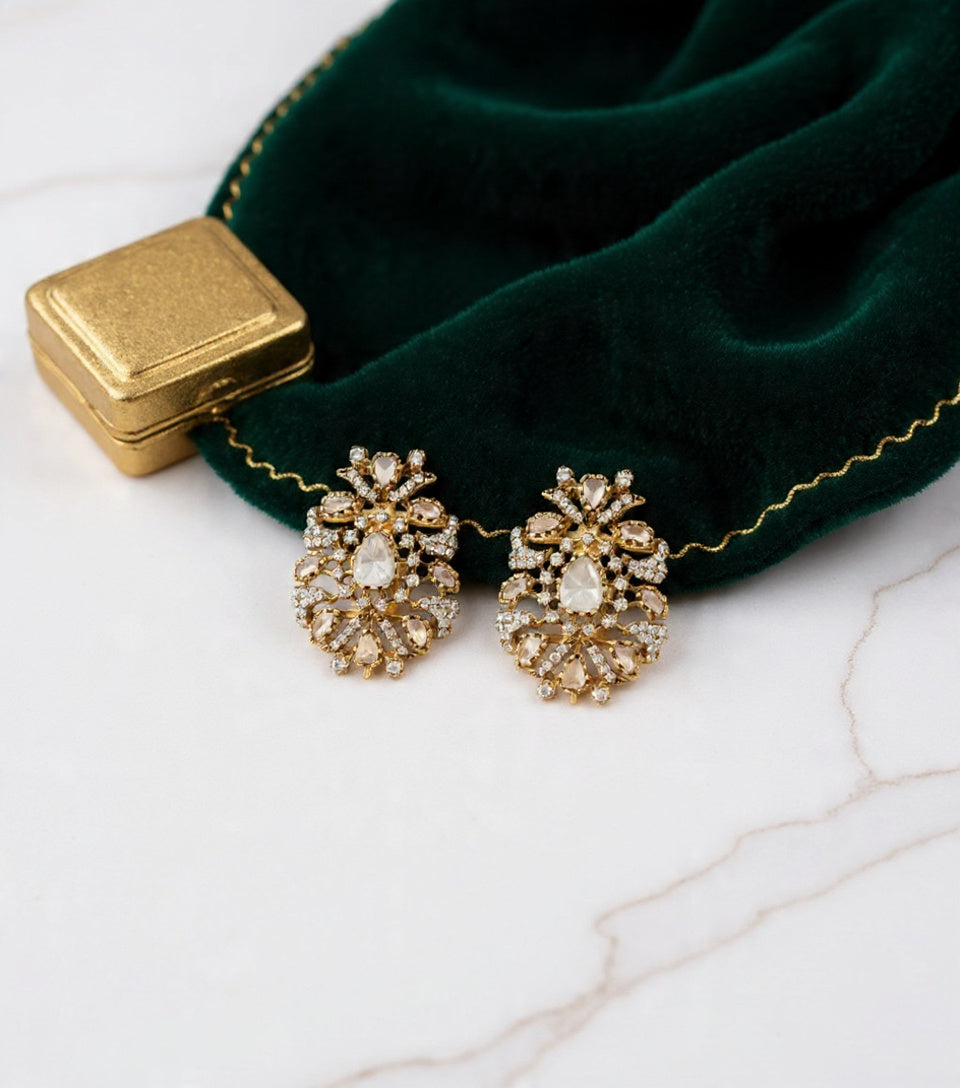 Amaira Studs