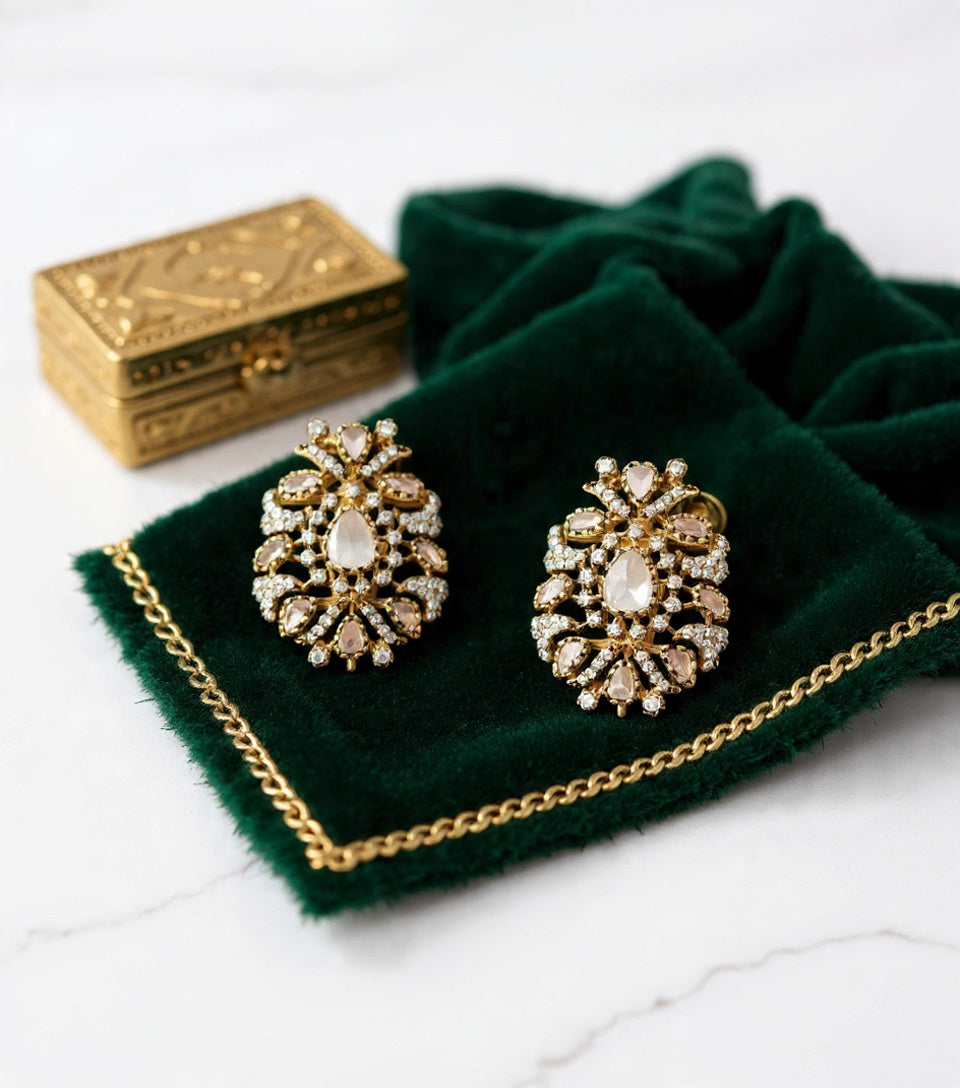Amaira Studs
