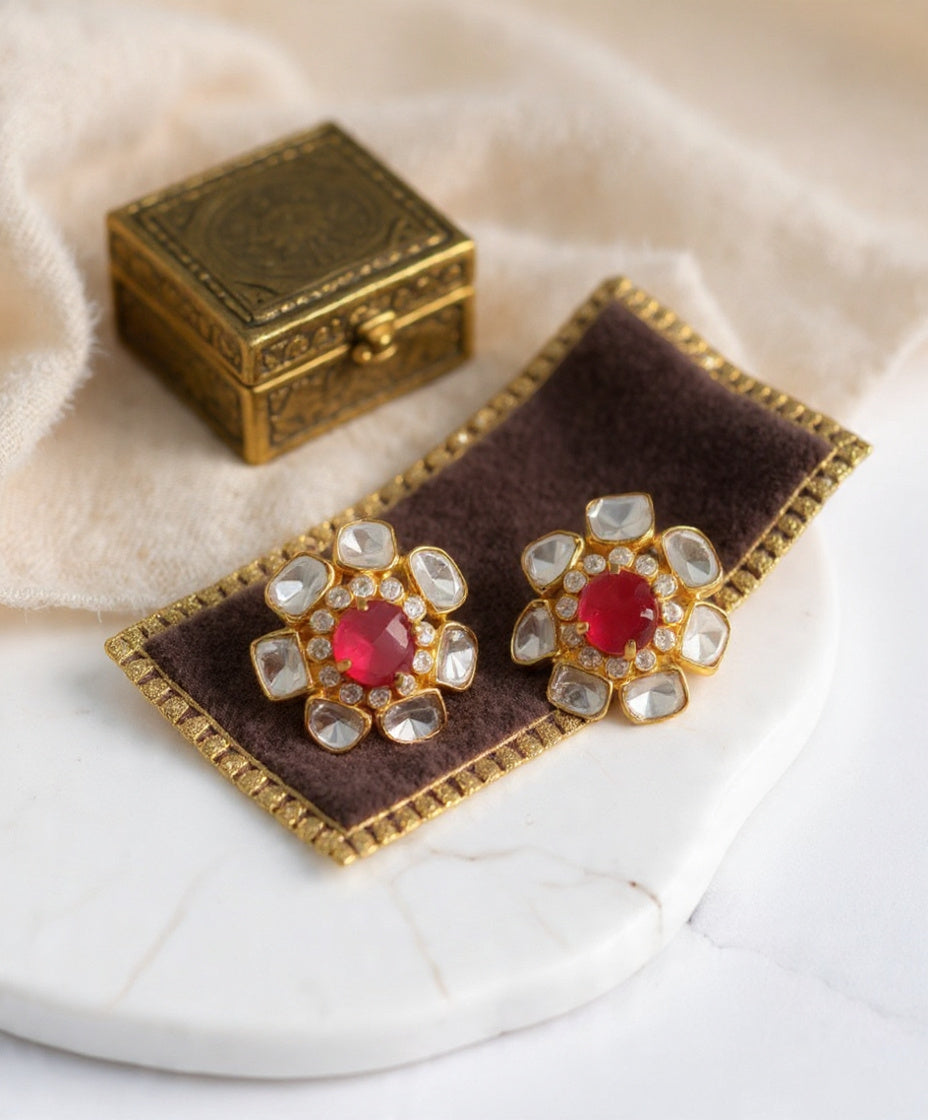 Ratan Silver  Studs