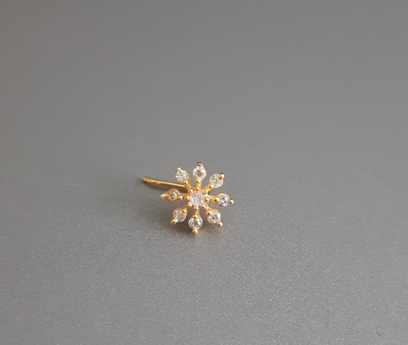 Vinodini 925 Sterling Silver Nose Pin for Women