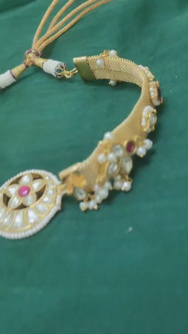 Crescent necklace with earrings