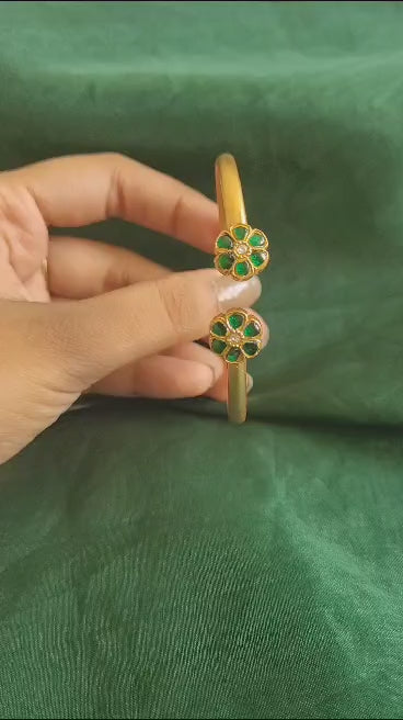 Flower Cuffs Bracelet