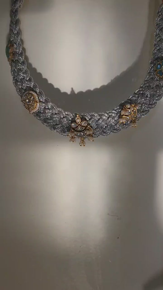 Chaanv  Choker