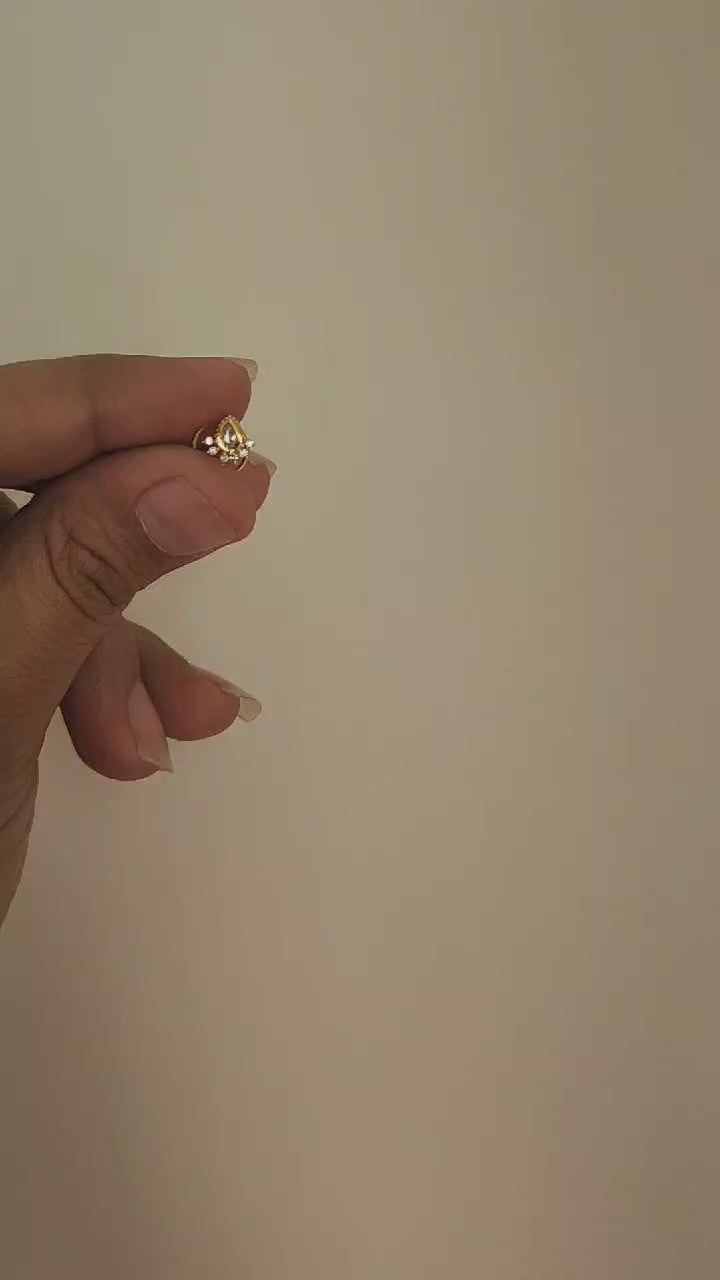Pear drop Gold Nosepins