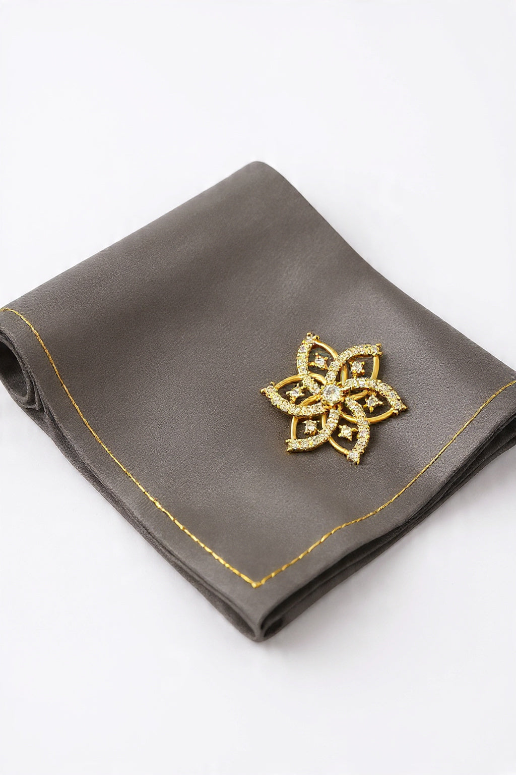 Kolam 925 Silver Nose Pin for Women