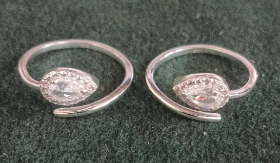Toe Rings 32